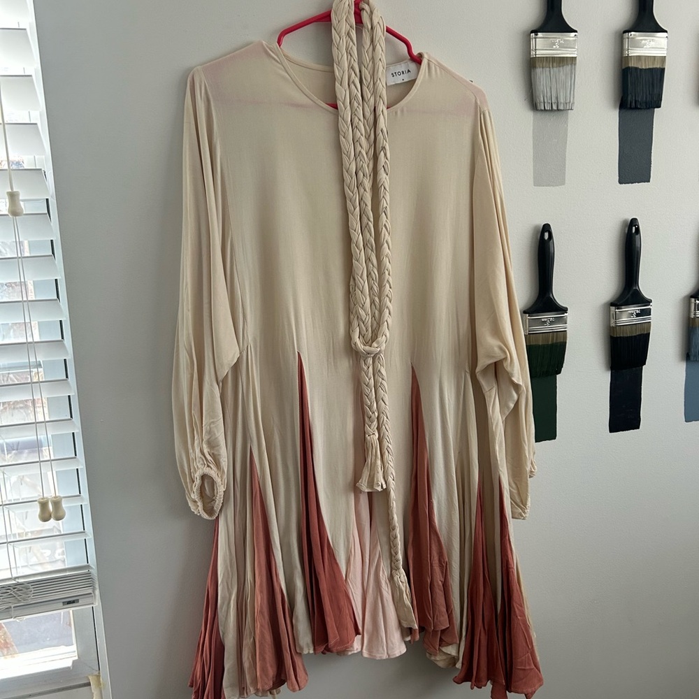 Long sleeve dress - Picture 7 of 8